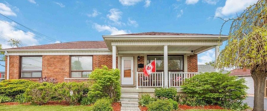 For Lease - 2 Coolhurst Dr ( BASEMENT ) Drive, Toronto, Ontario - Photo 1