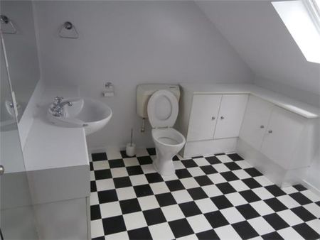 238b Edgeware Road, St Albans, Christchurch City - Classic Brick Beauty in Private Rear Location - Photo 4