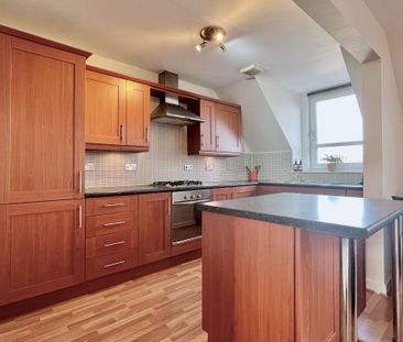 2 bedroom flat to rent - Photo 6