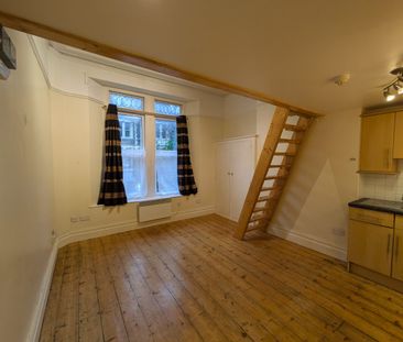 Mezzanine Studio flat - Couples accepted - Photo 1