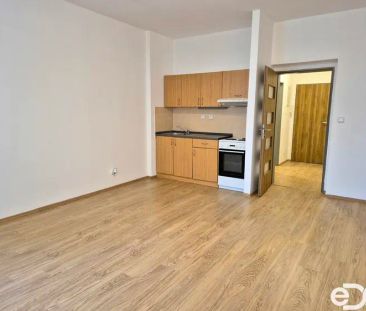 Praktický byt 1+kk na Anenském náměstí - Photo 3