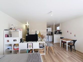 Location Appartement 1 pièces 17 m2 à Clermont-Ferrand - Photo 3