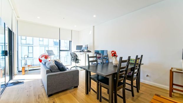 Ultra modern unit in the Heart of Rockdale - Photo 1