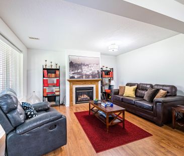 For Lease - 678 Salzburg Drive, Waterloo, Ontario - Photo 1