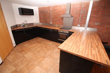 2 bedroom flat to rent - Photo 5