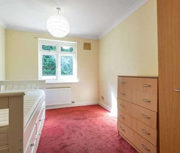 Holden Road, Woodside, N12 - Photo 2