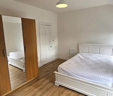 4 Knockagh Terrace, Greenisland, BT38 8RN - Photo 5