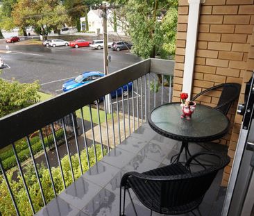 Fully Furnished, Ready to move in! - Photo 6