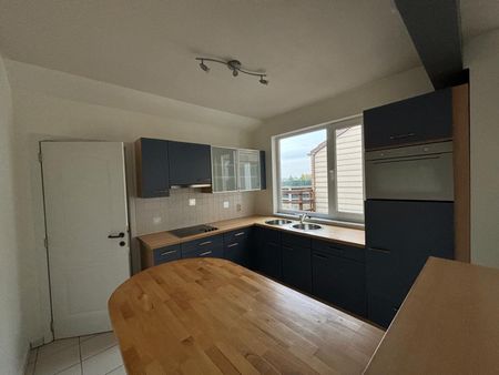 Appartement met 2 slaapkamers en groot terras - Foto 4