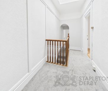 3 Bedroom Terraced House for Rent - Photo 1