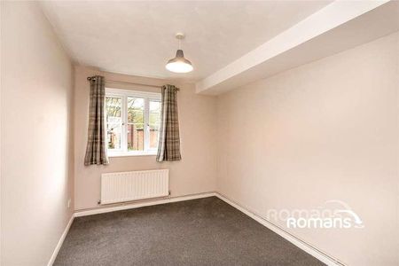 Neelem Court, Osborne Road, Farnborough, GU14 - Photo 2