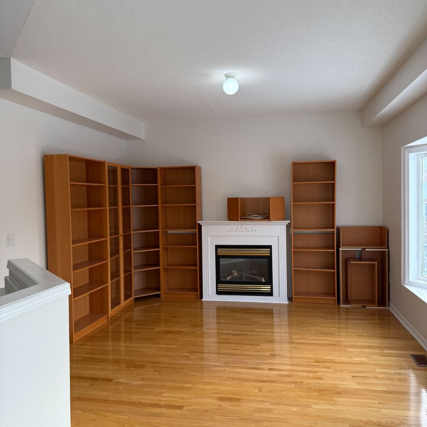 For Lease - 100 Misty Hills Trail, Toronto, Ontario - Photo 1