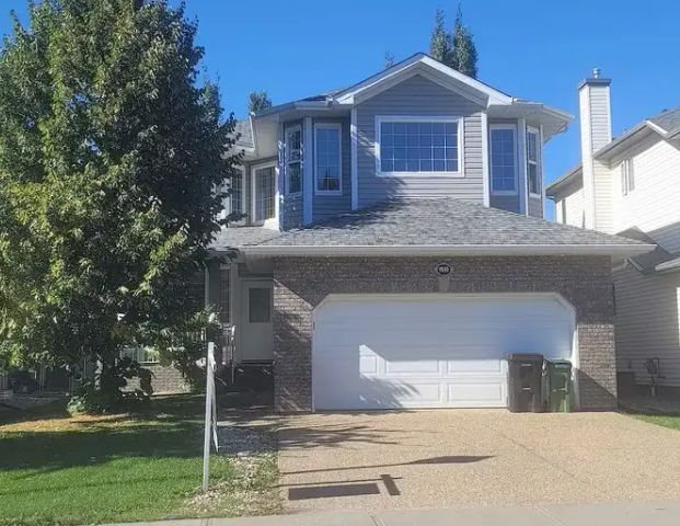 Fully renovated 2450 sq ft in the quiet culdesac | 9040 208 Street Northwest, Edmonton - Photo 1