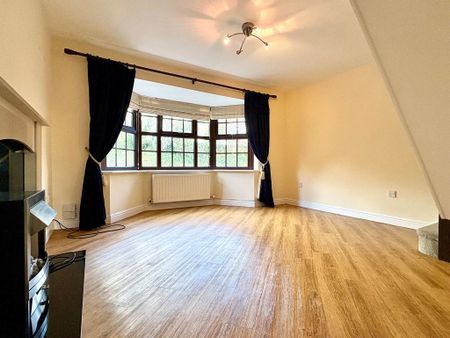 2 bedroom end of terrace house to rent - Photo 2