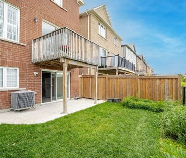 For Lease - 62 Tysonville Circle, Brampton, Ontario - Photo 2