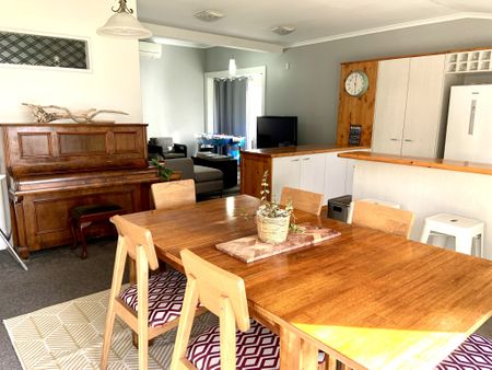 Linwood, 4 bedrooms - Photo 4