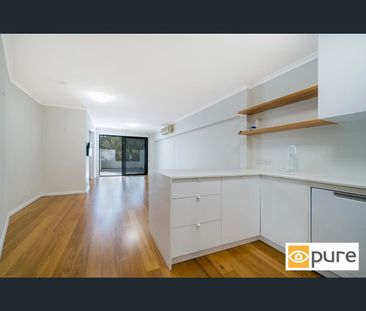 2/2 Outram Street, West Perth, WA 6005 - Photo 6