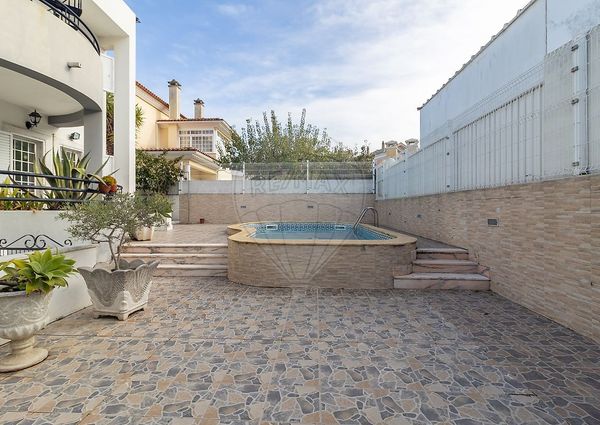 Moradia T4 em Setúbal