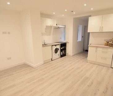 Bolton Road, BL8 - Photo 2