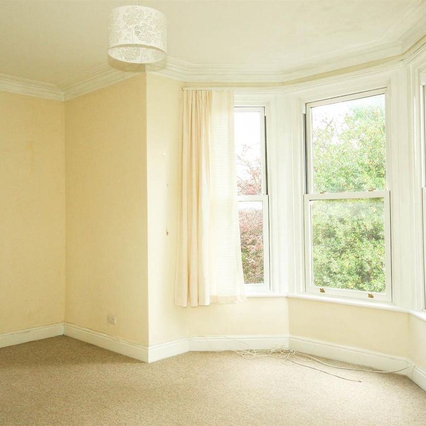 149 Newbridge Hill, Bath - Photo 1