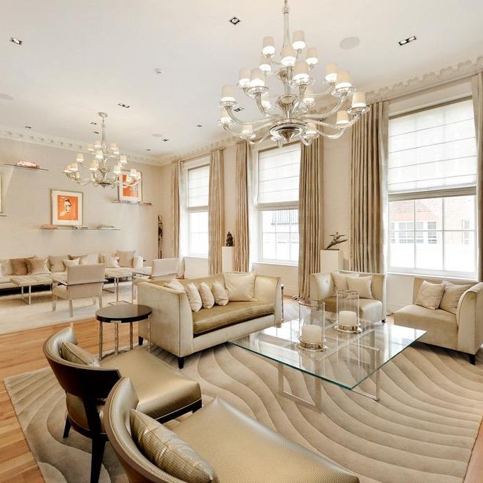 4 bedroom flat to rent - Photo 1