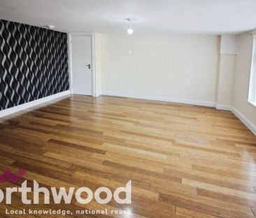 5 bedroom detached house to rent - Photo 4
