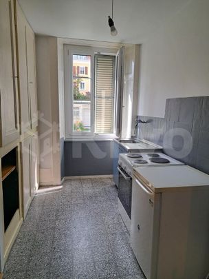 Rue Numa-Droz 98 Chaux de Fonds - Appart 3 p. 1er étage - Foto 1