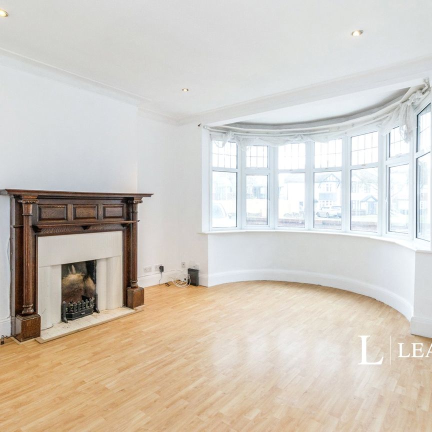 1 bedroom house to rent Elgar Avenue, Surbiton, KT5 - Photo 1