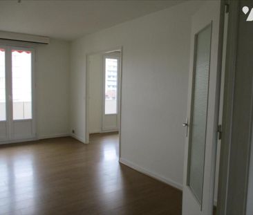 Appartement F3 en Très bon état locatif au 6ème étage, avec ascenseur (Centre de CUSSET - Proche com - Photo 2