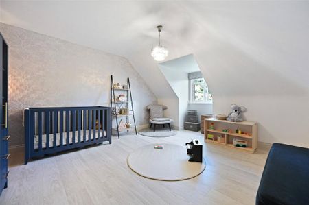 2 bedroom penthouse to rent - Photo 3