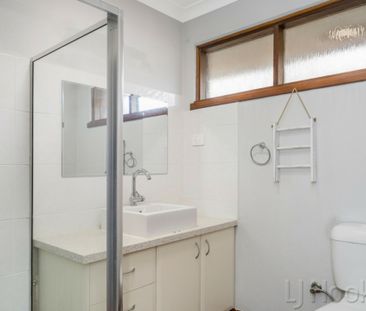 Family home looking for new long term tenants - Photo 6