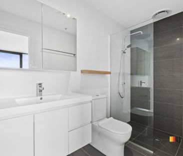 2 Bedroom apartment with arboretum views - Photo 4