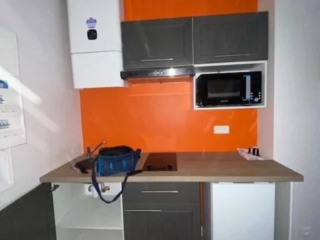 Location Appartement 1 pièces 21 m2 à Saint-Quentin - Photo 5