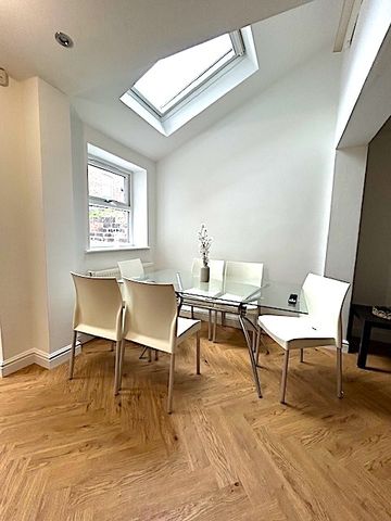 8 Bed Terraced House, Kenmare Road, L15 - Photo 3