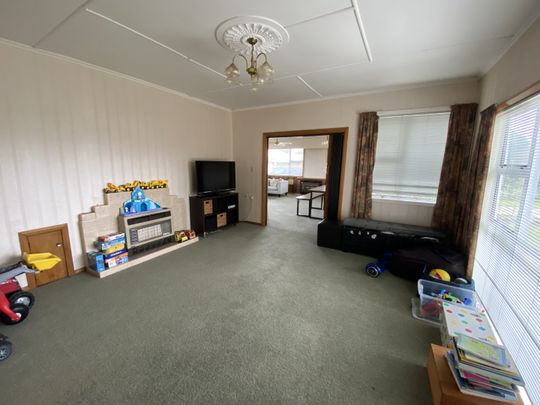 187 Waihi Road, Hawera - Photo 1