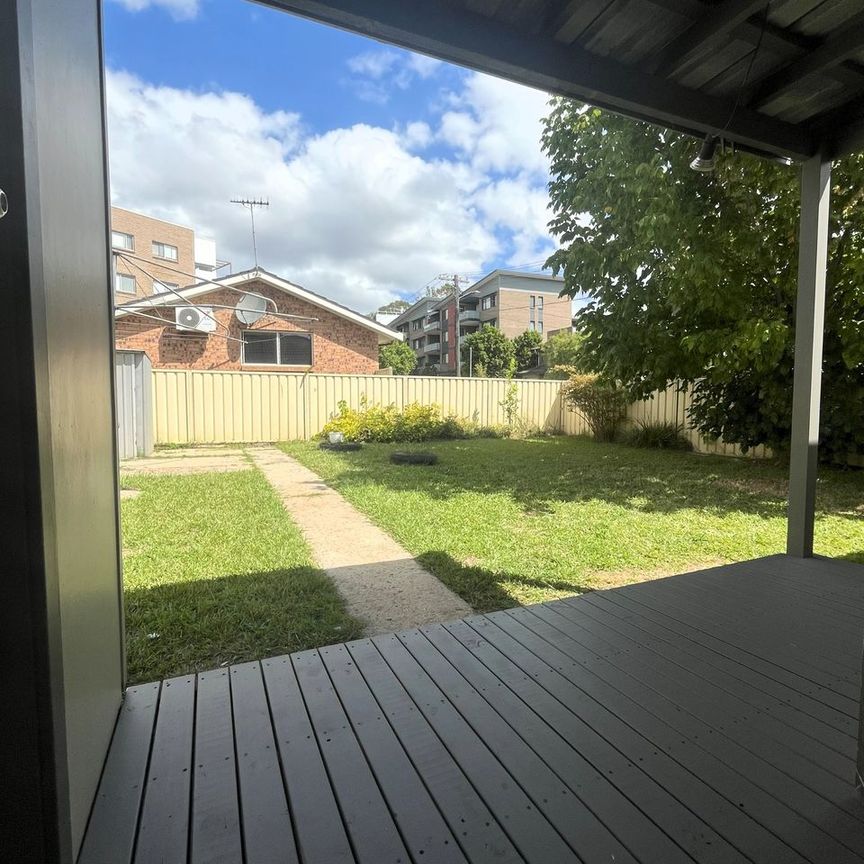 28 Toongabbie Road - Photo 1