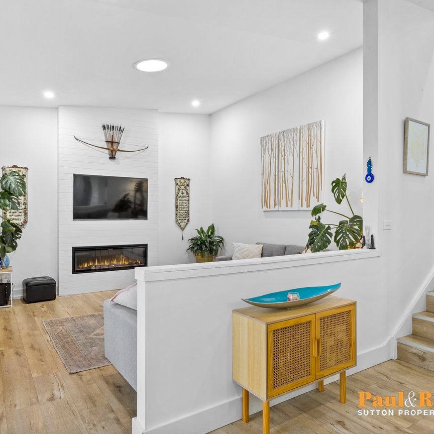 10A Strachan Place, Wanniassa ACT 2903 - House For Rent | Domain - Photo 1