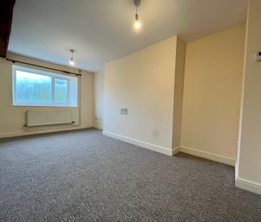 2 bedroom house to rent Ryeford, Stonehouse, Gloucestershire, GL10 - Photo 2