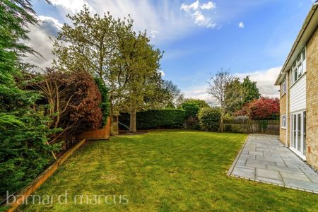 Church Meadow - Photo 5