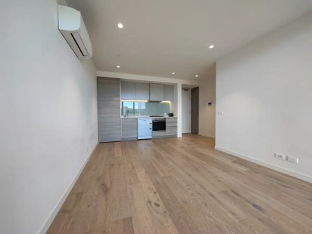 “Designer living at it's best!” - Photo 3