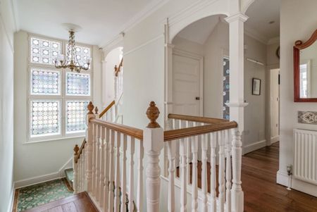 5 bedroom semi-detached house to rent - Photo 3