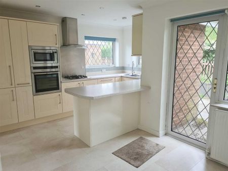 2 bedroom bungalow to rent - Photo 5