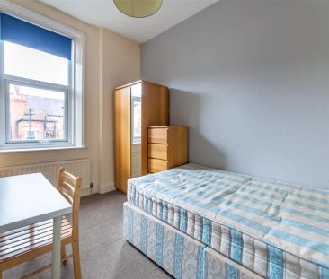 3 bed flat to rent in Glenthorn Road, Jesmond, NE2 - Photo 6