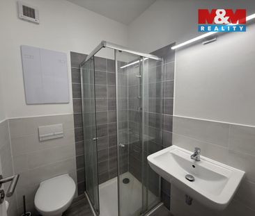 Pronájem bytu 2+kk 37 m², Karla Kofránka 2292, Hořice - Photo 4
