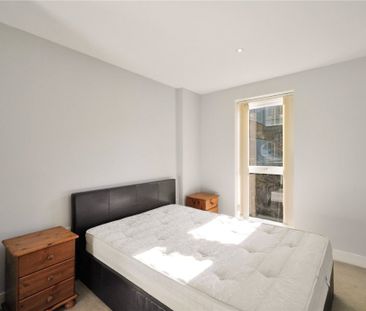 Bromyard Avenue - Photo 6