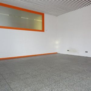 Großes Ladenlokal in ruhiger Stadtrandlage! - Photo 2