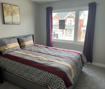 For Lease - 1568 Scarlett Trail Unit# Room, Pickering, Ontario - Photo 2