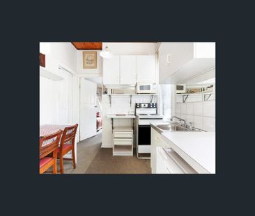 2/304 Miller Street, North Sydney, NSW 2060 - Photo 4