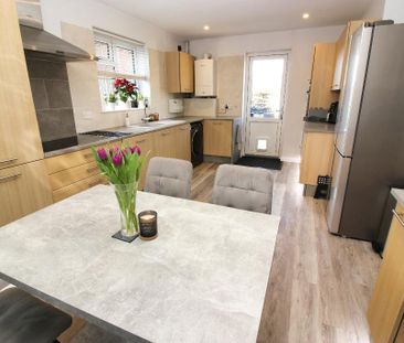 3 bedroom detached bungalow to rent - Photo 5