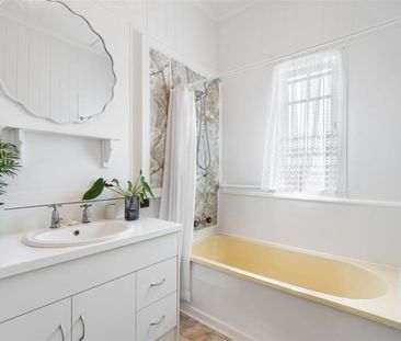 121 Lyndhurst Road, Boondall QLD 4034 - House For Rent | Domain - Photo 6